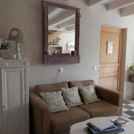 Chambres D'hotes Les Fleurs Des Champs Saint-Martin-dʼAry